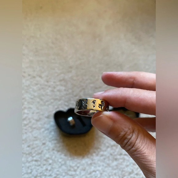 Vintage Rare Tim Burton The Corpses Bride collector wedding ring set. - Picture 13 of 15